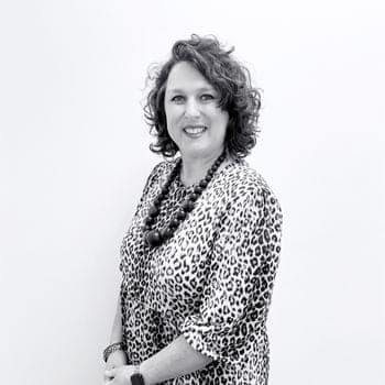Rowenna Gray, Associate Consultant